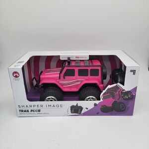 Sharper Image Remote Control Pink Jeep Car NEW All Terrain Trail Pixie
